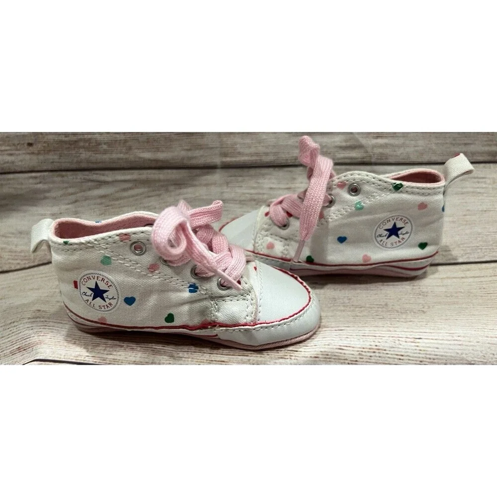 Chuck Taylor All Star Baby Girks Hearts Easy On Sneakers Size 4